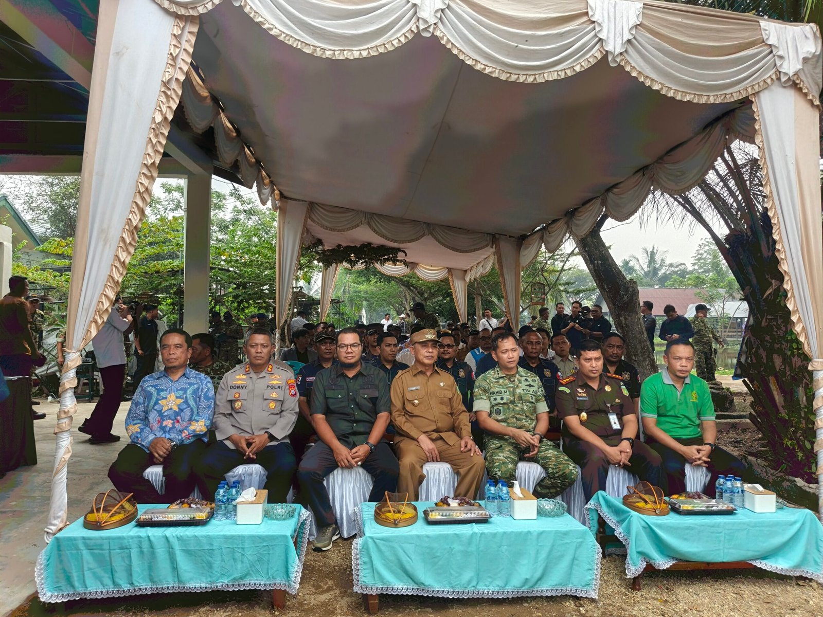 0-4064x3048-0-0-{}-0-24#